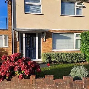 Homestay Gatwick House, Crawley (West Sussex)